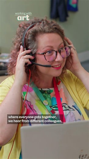 Being a 'minor celebrity' at the Galleries 💃📸 #artgallery #artcareer