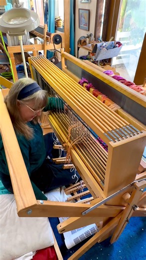I’m threading heddles today, and checking my work as I go along. So much easier to correct mistakes at this stage! | Tangible Daydreams