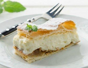 Die Créme de la Créme! 😋😊 . Rezept wanted 👉 bit.ly/cremeschnitten-rezept | ichkoche.at