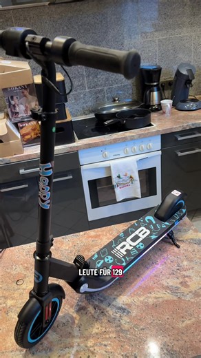 Bis zu 16 km/h schnell und super stabil 🛴 Ein perfekter Elektro-Scooter für Kinder.#elektroscooter #elektroroller #kinderroller #dealsfürdich #tiktokmademebuyit