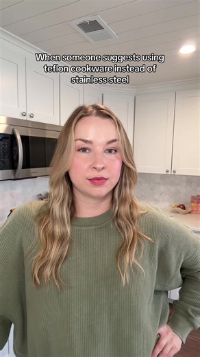 Stainless steel cookware > teflon & coated cookware Stainless steel cookware is free of coatings and forever chemicals so you can feel confident about what your food is touching. #StainlessSteel #StainlessSteelCookware #360Cookware #WaterlessCooking