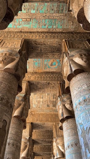 ieva | Luxury, Adventure, Sustainable Travel on Instagram: "DON’T MISS this lesser known temple in Egypt 🤯 follow @catchagypsea for more trave inspo & save this post for your next Egypt trip 🤍 This temple is one of the most well-preserved temples in Egypt and is a must-visit in your itinerary! Dedicated to Hathor, Egyptian goddess of love, music and motherhood, it features astrological ceiling and a stone carving of the zodiac with star constellations 💫 It’s hypostyle hall is decorated with 2