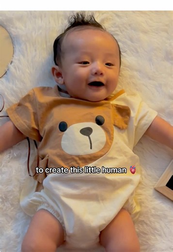 Celebrating the Beauty of Women's Bodies During Pregnancy