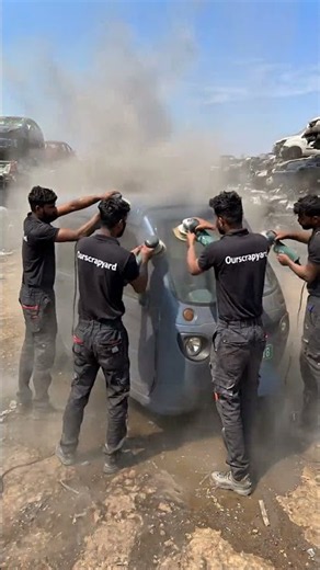 Wrecked Mahindra Treo EV passenger auto in scrap yard 🛠️ #shorts