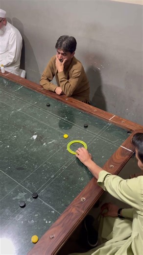 Carrom Pro Skills Compilation 🏆🔥Unbelievable Carrom Queen Shot 👑🎯