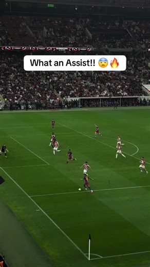 Raphinha's Brilliant Assist to Lopez in Spanish Super Cup