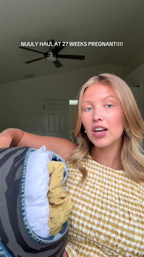 Nuuly maternity dress haul at 27 weeks pregnant