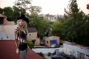 Grimes surprise-releases old demo track via Tumblr – listen