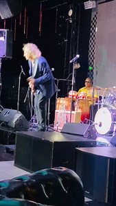 I had the pleasure of performing with Guitarist “Nils” who was one of the featured artist at the Heidi Tann Holiday Soul and Jazz night at the View Music Bar in Torrance California | Andrew Acosta