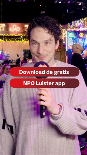 Met de NPO Luister app kijk en luister je waar en wanneer je maar wil naar de uitzending van de NPO Radio 2 Top 2000. Bovendien kan je met de app een appje sturen. Dat is dé manier om jouw berichtje in beeld te krijgen tijdens de tv-uitzending van de lijst der lijsten. Check meer informatie via nporadio2.nl. ✨🔥 • #Top2000 #NPORadio2 | NPO Radio 2
