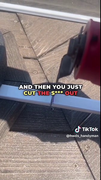 How to… Repair a Window Screen Frame‼️🪟 . . . #handyman #hwd | window screen