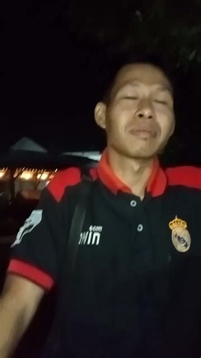 hidup hanya untuk ibadah selebihnya bonus untuk kegiatan duniawi ...