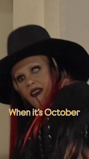 Absolutely Fabulous 🥂📺 | Season’s Greetings 💀 #abfab #absolutelyfabulous #patsystone #october #halloween @abfab.sweetie | Instagram
