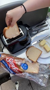 Toast It Buttered - 🍞 This is the best way for the best toast. Trust me, you must try it! #toast #hack #kitchentip #fblifestyle Rebecca JS/Network Media LLC | Crafts Hacks and Laughs