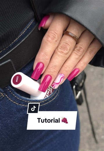 Te cuda znikają z półek w mgnieniu oka! Biegnijcie do najbliższego LIDLA! 🏃‍♀️💨 Czym w ogóle są lakiery hybrydowe Easy 3in1? To najprostszy sposób na manicure: 💖 Baza, kolor i top w 1 butelce 💖 Błyskawiczna aplikacja 💖 Trwałość i piękne wykończenie Który odcień wrzucasz do koszyka przy najbliższych zakupach? 🛒