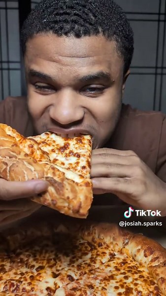 Little Caesar's Pizza Review and Favorites