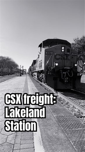 Massive CSX Freight Train passing through Lakeland Station! | Lakeland, FL