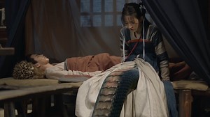9.6M views · 97K reactions | The girl has a snake tail, it turns out she is a descendant of N ü wa!勞勞 女孩长出蛇尾，原来她是女娲的后人！ Drama： Sword and Fairy Come to watch and find your pick ! #又见逍遥 #SwordandFairy | C Drama Camp | Facebook