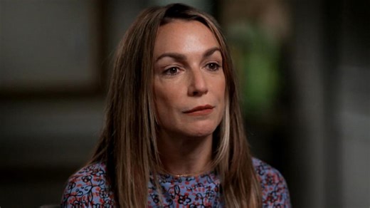 Accused slain cop's girlfriend maintains innocence