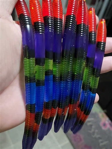 6.25 inch handpoured MOJO WORMS i made #baitmaking #softplastics #bassfishing