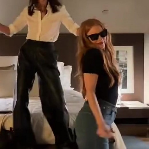ohhhhh save me jessica chastain save meeeee😮‍💨 #jessicachastain #jessicachastainedit #murderonthedancefoor