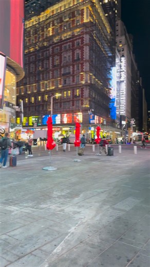 Time’s square subway station 🚉 #fbhighlightsシ゚ #hilights #share #subway #newyork #ShareLikeFollowComment #subscribe #holidayseason | Exploring NYC