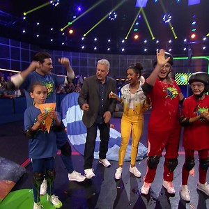 Nickelodeon alums Josh Server and Jamie Lynn Spears are guest starring on this week's Double Dare! | Double Dare