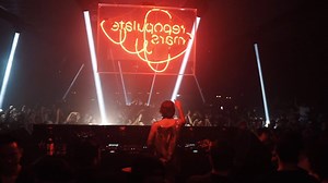 Here’s a recap of our Los Angeles invasion last Saturday at Academy LA 👽 What an incredible night! 💚 | Repopulate Mars