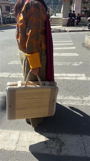 Multipurpose Handy mat available in single and double Instock #handy #portable #environmentallyfriendly #easylife #hacks