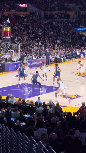 Lebron alley dunk🔥