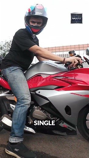 Modal 70jtan dapet motor pake single swing arm, agak lain emang ‪@qjmotor_id‬ 😌🤣 ‪@iims_id‬