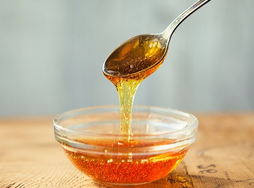 Should You Eat Honey Before Bed? Here's the Answer! (Winter 2024)
