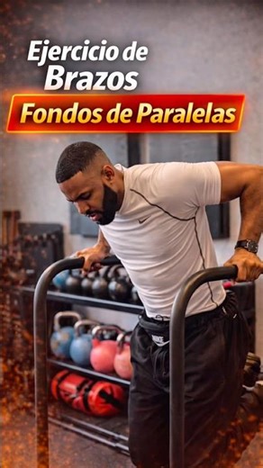 ¿#pecho o Tríceps? 🤨 La clave de los Fondos en Paralelas (Dips)