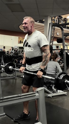 Douglaszeolla_actor_model (@dvz_actor_model)’s videos with оригинальный звук - ESSIGI - Music Makes Me Happy