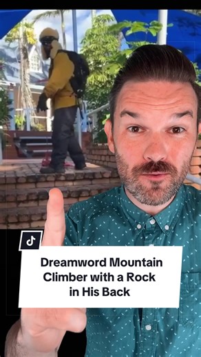 Winterfest Characters at Dreamworld: A Mountain Climber's Stunt
