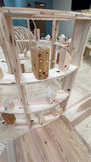 🎉 The Hanamaki Mokuiku Playland is now open at the Garland County Library! 🇯🇵✨ Step into this hands-on play space from our Sister City of Hanamaki, Japan — where mokuiku (“wood education”) inspires creativity, sustainability, and joy through play. 🌲💫 🕙 Saturday: 10 AM – 1 PM ☀️ Sunday: 1 PM – 4 PM 📅 Weekdays: Open daily except Tuesday Bring the kids and experience the wonder of Japanese play culture — right here in Hot Springs! Learn more at hotspringssistercity.org 🌸 #HotSpringsSisterCi