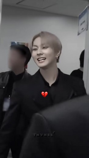 We can do it engenes, enhypen wish is engenes command enhypen daesang, we can give them the daesang award engenes so please we can cooperate in votings enhypen deserve this award to so keep fighting 🤞💚 | Park Rose