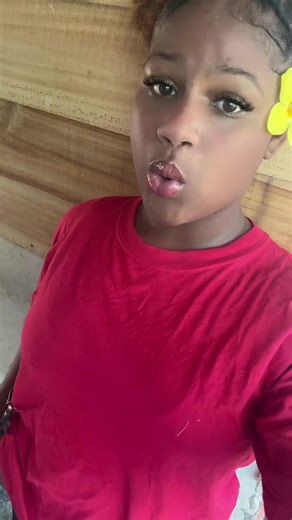 Videos de • 𝒩𝒶𝓉𝒾 12 🌺🧚🏽 • (@naty.1272) con “sonido original - E”