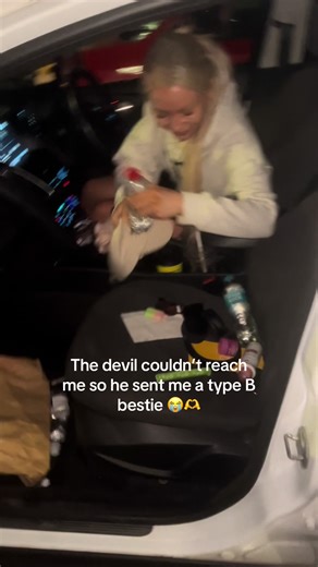 Every type A girlie needs her type B bestie 😭🫶 @carol.horgan #typea #typeb #messycar #bestie