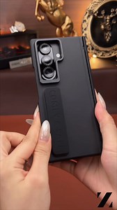 Thousands already upgraded their Z Fold setup. Don’t miss out → 3 cases for the price of 2 Free Shipping | Z Fold Cases