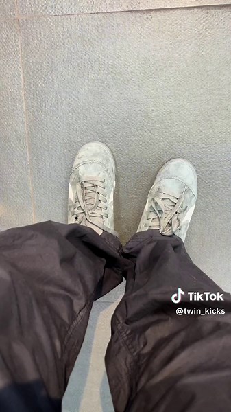 Nike Blazer Low Jumbo 'LX Cool Grey' Sneaker - Stylish and Trendy Footwear