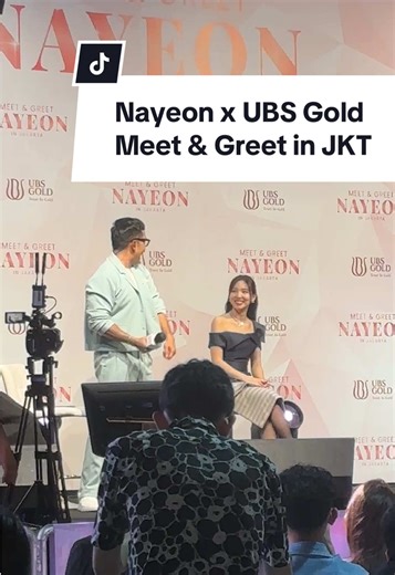 Nayeon reacting to Indonesian Onces singing THIS IS FOR while the MC do the dance😭 Next boleh lah diumumin This Is For in Jakarta😇🇮🇩 #Nayeon #UBSGold #CentralParkMall #Twice