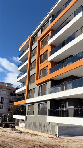 Alüminyum Korkuluk Camlı - Alüminyum Baza #keşfetteyizzz #öneçıkar #öneçıkart #alüminyum #alüminyum 6mm-Dolu dikme-30x80 baza