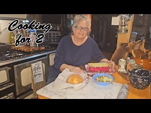 Cooking for 2 / Small recipe for Lasagna,/ Small recipe for Loaf of bread, Frugal cooking