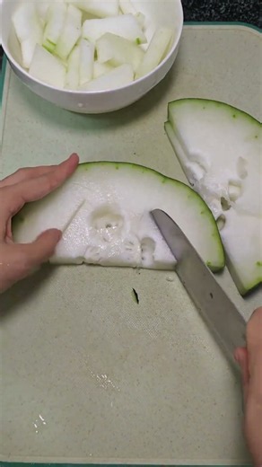 The Most Refreshing Winter Melon Recipe You'll Ever Try! 🍈✨ #foodshorts #satisfying