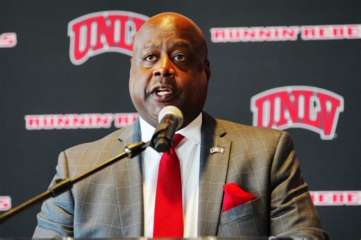 Conference realignment: UNLV AD throws shade at Pac-12 expansion while MWC struggles to add schools after mass exodus