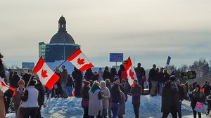 COVID-19 protesters demonstrate across Canada in support of truck convoy in Ottawa | CBC News