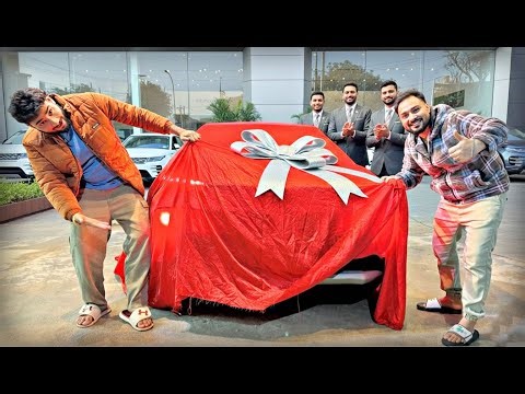 नज़र ना लग जाए 🧿 Taking Delivery of Our First RANGE ROVER ❤️Very Beautiful 👌