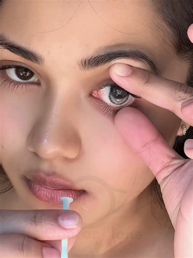 How Easy Is It to Wear Contact Lenses?