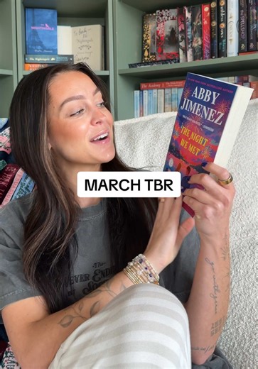 my march tbr 🍀📚 (we’re 5 days into march, i’ve read 3 books, and not one of them was on this list 😇) ((who is surprised)) (((not me))) #marchtbr #tbrlist #bookrecs